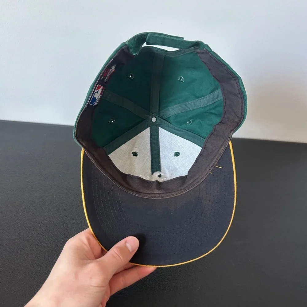 Vintage‎ Oakland Athletics Hat Cap Strap Back Adjustable Green Yellow MLB A's